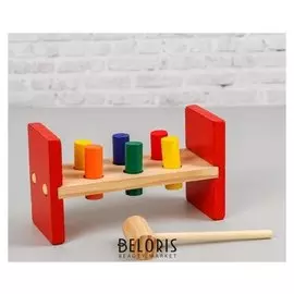 Игрушка-стучалка с колышками и молотком