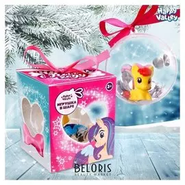 Игрушка в шаре Чудес в Новом году