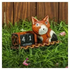Календарь настольный дерево "Кошечка" 17х5х10 см