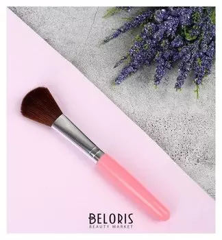 Кисть для макияжа