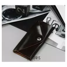 Ключница, отдел на клапане, карабин, цвет коричневый