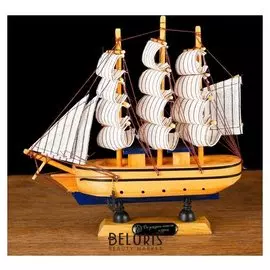 Корабль сувенирный малый «Адмирал грейг»