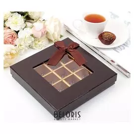 Коробка подарочная 21 х 21 х 4 см