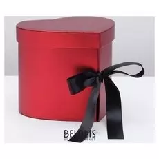 Коробка подарочная сердце, красная 20 х 22 х 18,5 см
