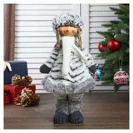 Кукла интерьерная "Девочка в серой шубке и шапке"