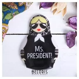 Магнит в форме матрёшки Ms. President