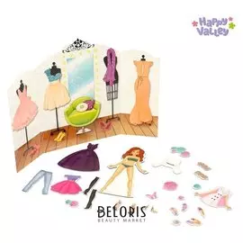 Магнитный набор с куклой, фоном и наклейками Высокая мода