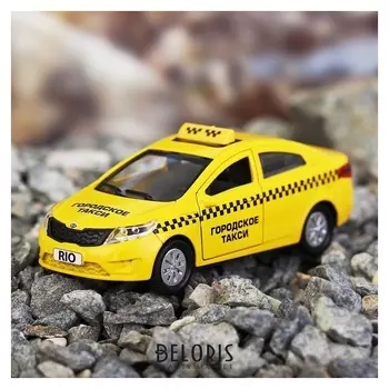 Машина Kia Rio такси