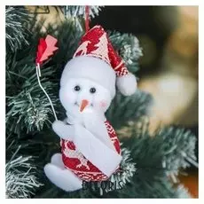 Мягкая подвеска "Снеговик с ёлочкой в костюме с оленями" 12 см красный