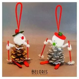 Набор для создания подвесной ёлочной игрушки из шишек «Снеговики на лыжах», набор 4 шт.