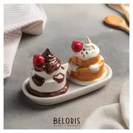 Набор для специй «Сладкоежка», 2 предмета: солонка и перечница, на подставке