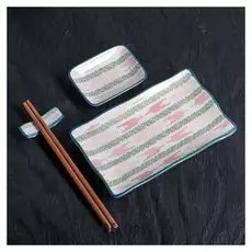 Набор для суши "Розовый узор", 4 предмета: блюдо 29,5х12 см, соусник 10х7,5 см, подставка 6х2 см, палочки