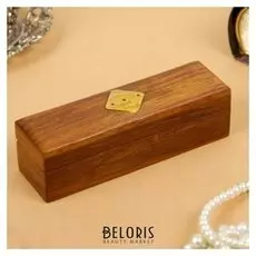 Набор игральных костей в шкатулке