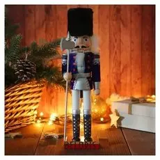 Новогодний декор "Щелкунчик"