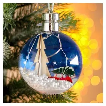 Новогодний шар с деревянной фигуркой и подсветкой «Машина и ёлка» 10х10 см