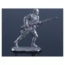 Оловянный солдатик "Красноармеец в бою"