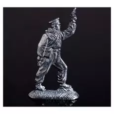 Оловянный солдатик "Пограничник с ракетницей"