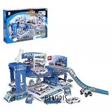 Парковка «Полицейский участок», с 3 машинами