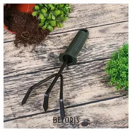 Рыхлитель, длина 22,5 см, пластиковая ручка