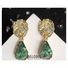 Серьги "Медная гора" треугольники, цвет зелёный в золоте