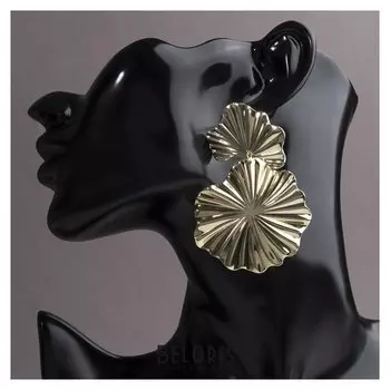 Серьги металл "Атмосфера" сжатые цветы, цвет золото