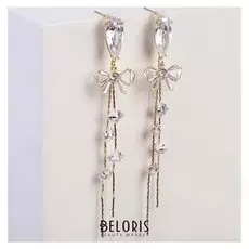 Серьги со стразами "Искры" капельки с бантиком, цвет белый в золоте