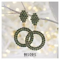 Серьги со стразами "Маэстро", цвет изумрудный в золоте