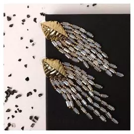 Серьги висячие со стразами "Флоренция" водопад, цвет белый в золоте