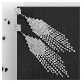 Серьги висячие со стразами "Голливуд" с ромбом, цвет белый в серебре