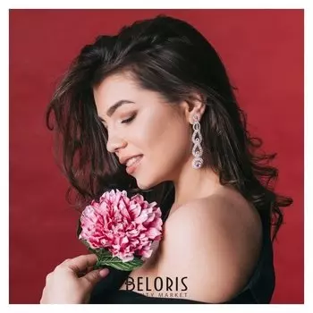 Серьги висячие со стразами "Грация" капли трио, цвет белый в серебре