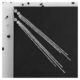 Серьги висячие со стразами "Капель" три нити, цвет белый в серебре