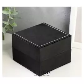 Шкатулка кожзам под часы 1 отделение "Белая строчка на чёрном" 7х9,5х9,5 см