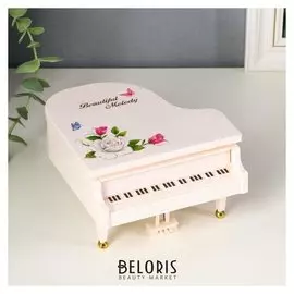 Шкатулка пластик музыкальная механическая "Рояль с цветами" белый завод.ключом 8х14,5х13см