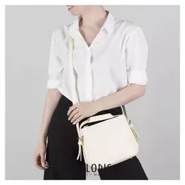 Сумка женская, 3 отдела на молниях, длинный ремень, цвет молочный