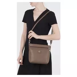 Сумка женская, отдел на молнии, 2 наружных кармана, длинный ремень, цвет светло-коричневый