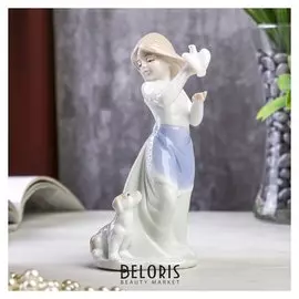 Сувенир "Девочка с голубком"