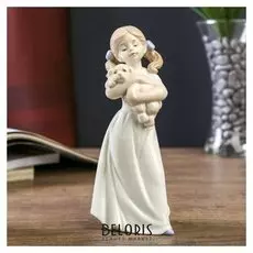 Сувенир «Девочка с щеночком»