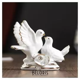 Сувенир "Два голубка с розой" белый со стразой