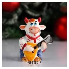 Сувенир фарфоровый "Бык с балалайкой", 9 см
