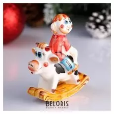 Сувенир фарфоровый "Иван дурак на корове", 10 см