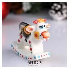 Сувенир фарфоровый "Коровка дымка", 7 см