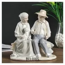 Сувенир керамика "Дедушка с бабушкой на лавочке с пёсиком" 22,5х12х21 см