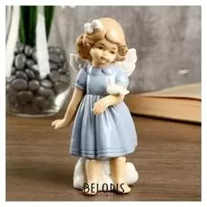 Сувенир керамика "Девочка-ангел в голубом платье с голубем" 14,4х6,6х8 см