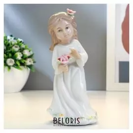 Сувенир керамика "Девочка в белом платье с цветком в волосах и корзинкой цветов" 13х6,5х6см