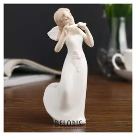 Сувенир керамика "Девушка-ангел с флейтой" 15х7,5х5,5 см