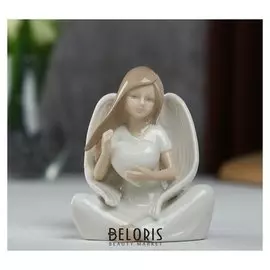 Сувенир керамика "Девушка-ангел в белом платье с сердцем в руках" 11,5х7х7 см