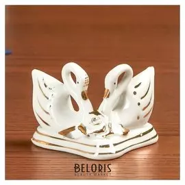 Сувенир керамика "Два лебедя с розой на сердце" белый, страза 7,5х4х6 см