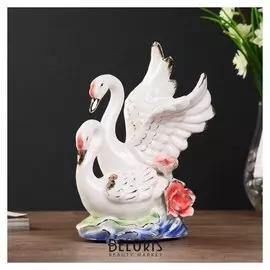 Сувенир керамика "Две лебеди с цветами в пруду" 20,5х15х8,5 см