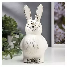 Сувенир керамика "Зайка в очках и с цветочком" бело-чёрный с золотом 17,2х7,9х8,6 см