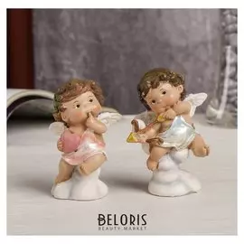 Сувенир полистоун "Ангел-малыш с листиком в волосах с сердцем/луком" 8,5х6х5 см